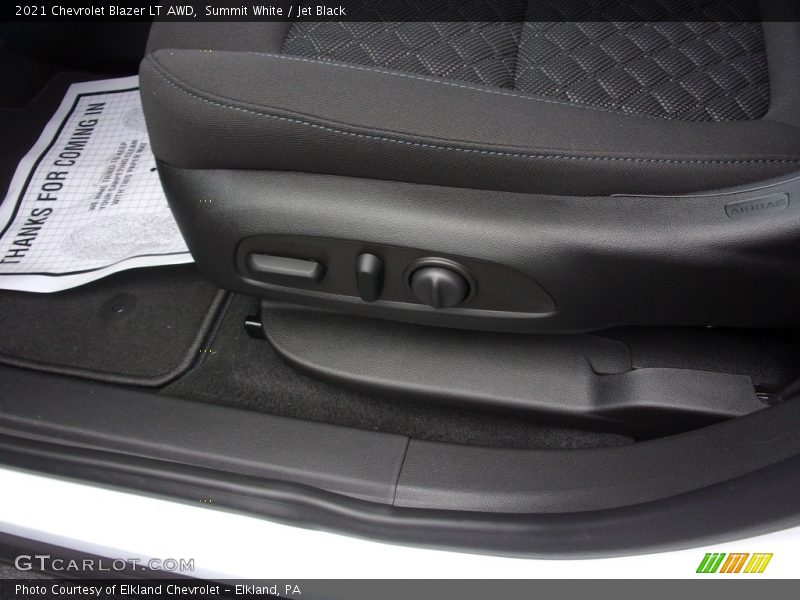 Summit White / Jet Black 2021 Chevrolet Blazer LT AWD