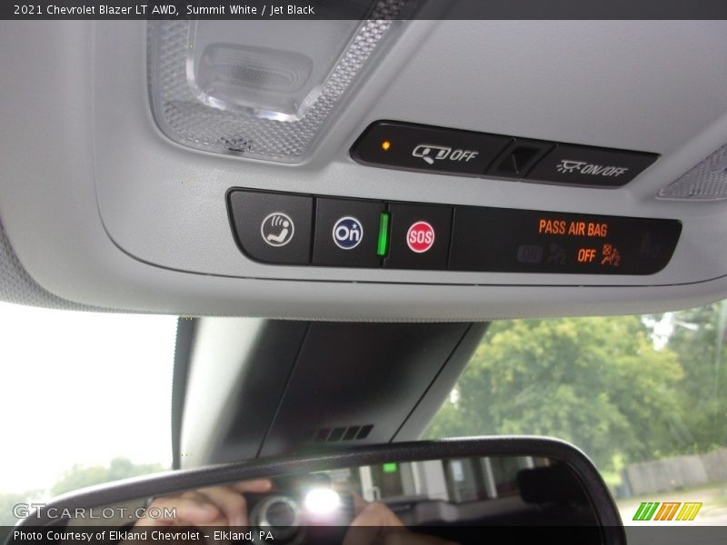 Summit White / Jet Black 2021 Chevrolet Blazer LT AWD