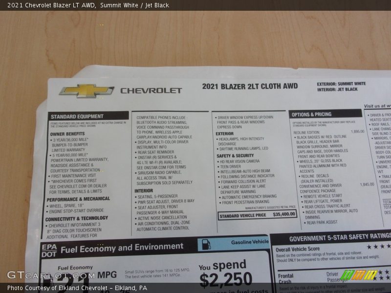 Summit White / Jet Black 2021 Chevrolet Blazer LT AWD