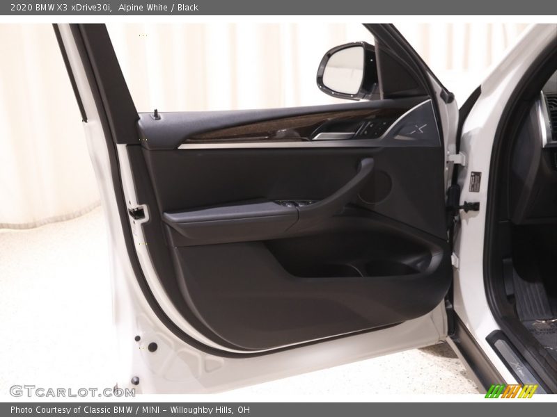 Alpine White / Black 2020 BMW X3 xDrive30i