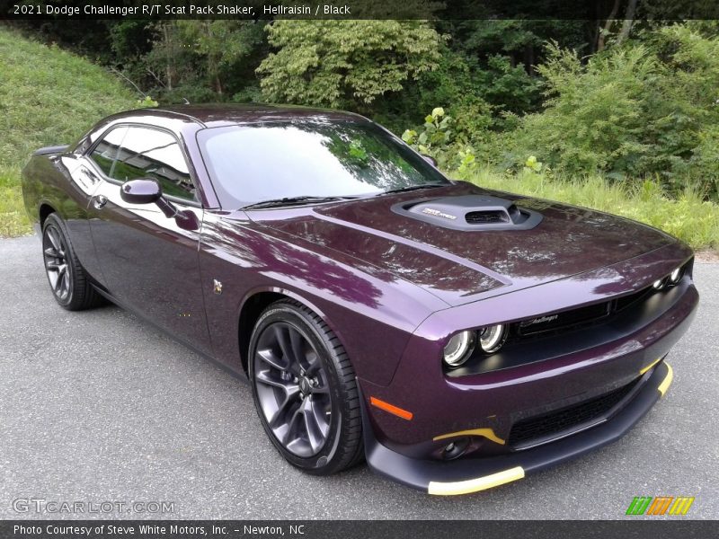 Front 3/4 View of 2021 Challenger R/T Scat Pack Shaker
