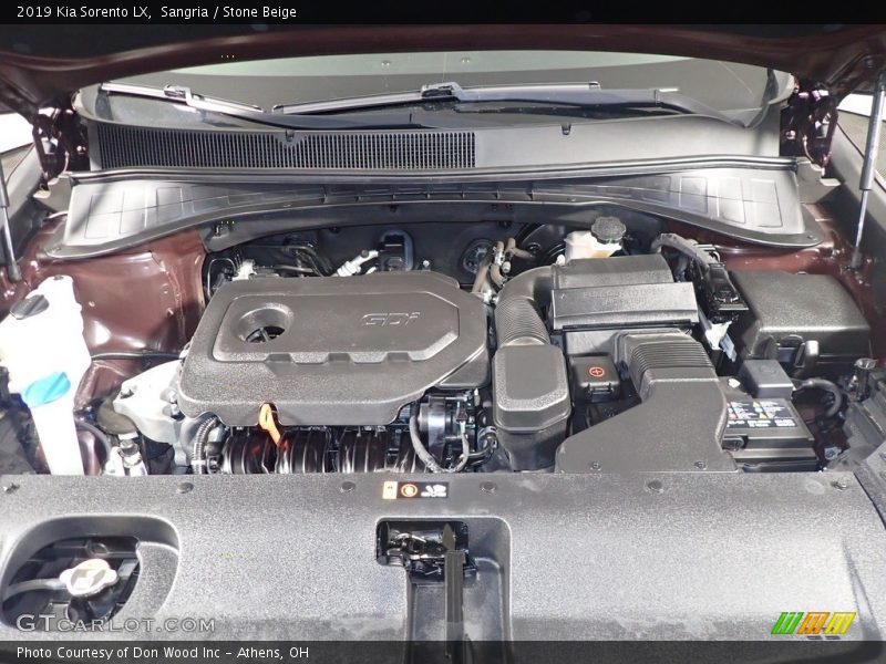Sangria / Stone Beige 2019 Kia Sorento LX