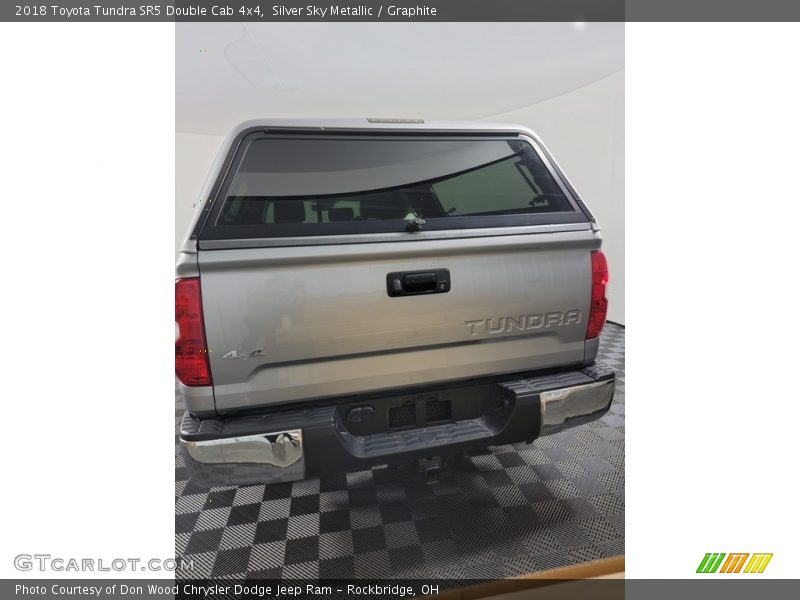 Silver Sky Metallic / Graphite 2018 Toyota Tundra SR5 Double Cab 4x4