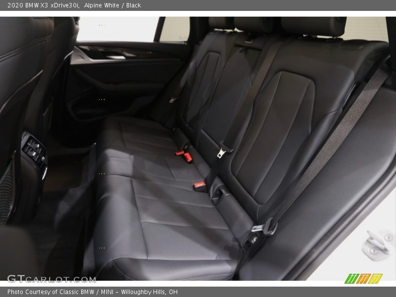 Alpine White / Black 2020 BMW X3 xDrive30i