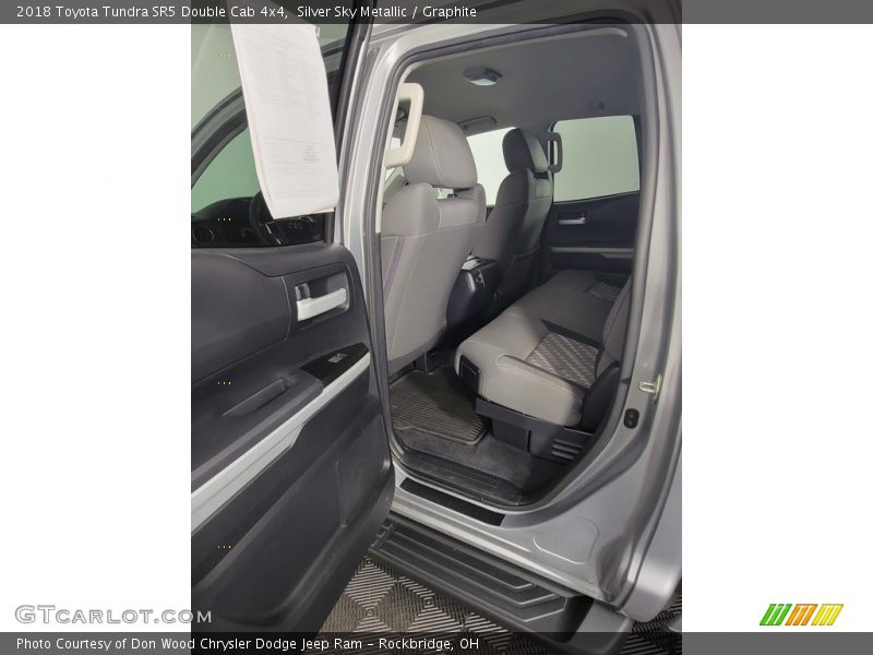 Silver Sky Metallic / Graphite 2018 Toyota Tundra SR5 Double Cab 4x4