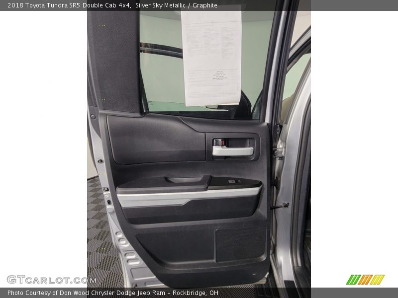 Silver Sky Metallic / Graphite 2018 Toyota Tundra SR5 Double Cab 4x4