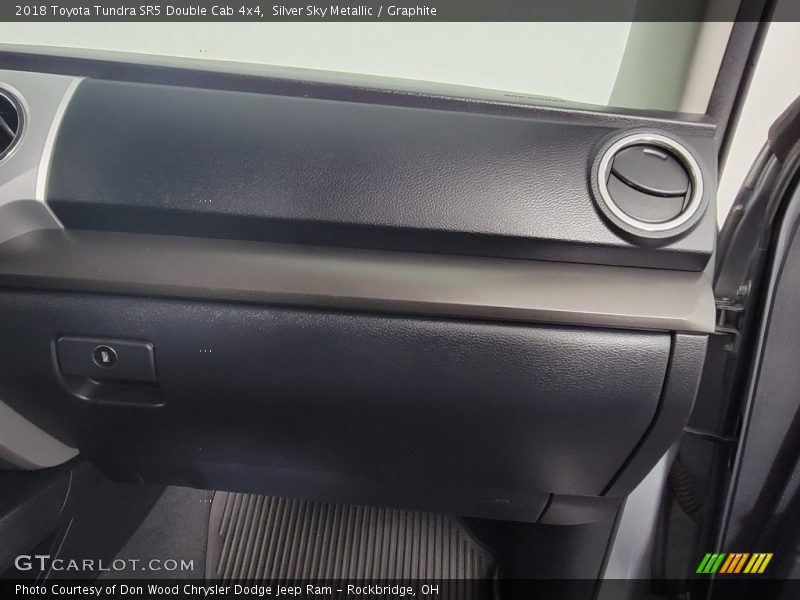 Silver Sky Metallic / Graphite 2018 Toyota Tundra SR5 Double Cab 4x4