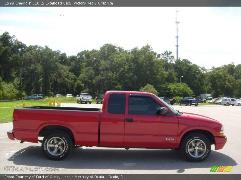 Victory Red / Graphite 1999 Chevrolet S10 LS Extended Cab