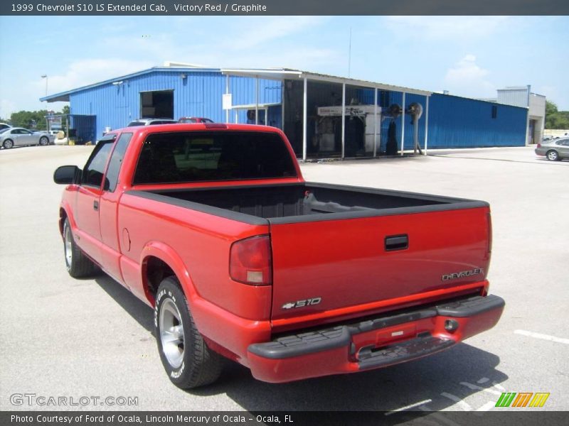 Victory Red / Graphite 1999 Chevrolet S10 LS Extended Cab