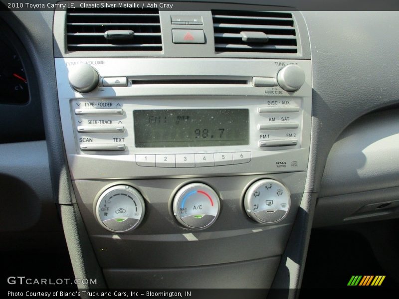 Classic Silver Metallic / Ash Gray 2010 Toyota Camry LE