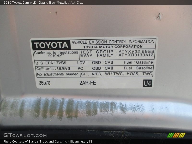 Classic Silver Metallic / Ash Gray 2010 Toyota Camry LE