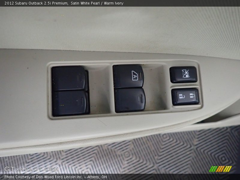 Satin White Pearl / Warm Ivory 2012 Subaru Outback 2.5i Premium