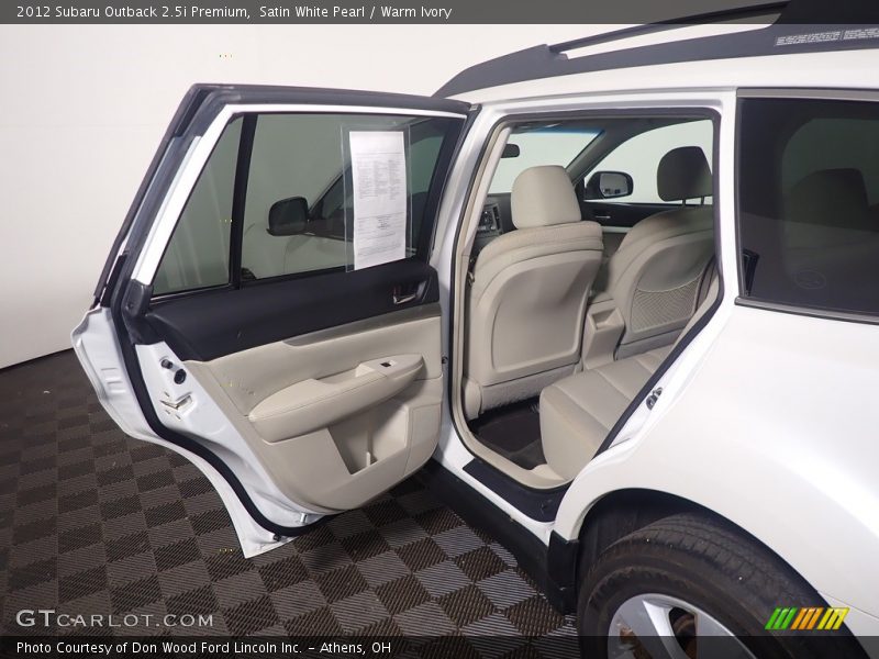 Satin White Pearl / Warm Ivory 2012 Subaru Outback 2.5i Premium