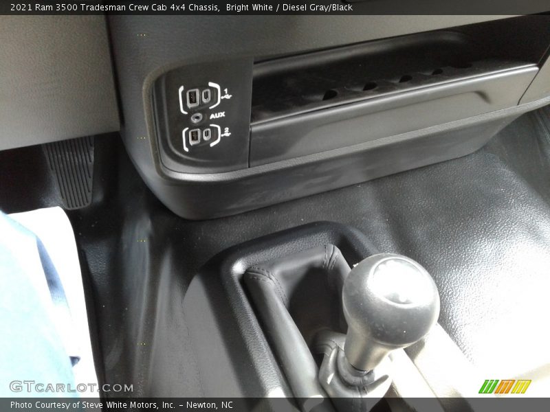 Bright White / Diesel Gray/Black 2021 Ram 3500 Tradesman Crew Cab 4x4 Chassis