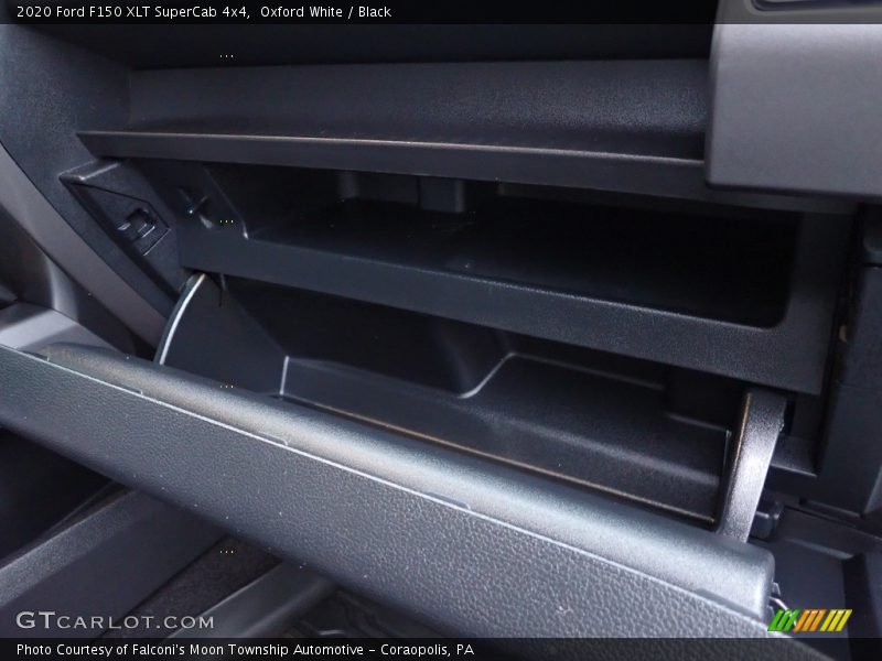 Oxford White / Black 2020 Ford F150 XLT SuperCab 4x4