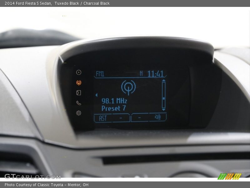 Tuxedo Black / Charcoal Black 2014 Ford Fiesta S Sedan