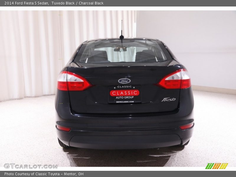 Tuxedo Black / Charcoal Black 2014 Ford Fiesta S Sedan