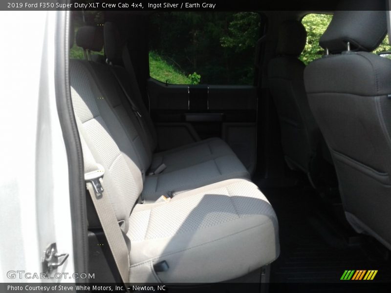 Ingot Silver / Earth Gray 2019 Ford F350 Super Duty XLT Crew Cab 4x4