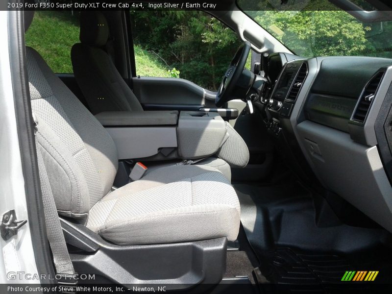 Ingot Silver / Earth Gray 2019 Ford F350 Super Duty XLT Crew Cab 4x4
