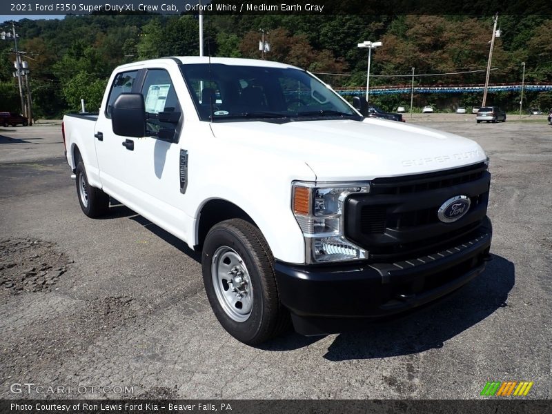 Oxford White / Medium Earth Gray 2021 Ford F350 Super Duty XL Crew Cab