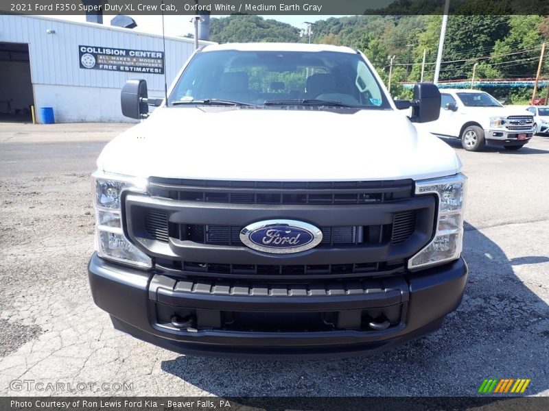 Oxford White / Medium Earth Gray 2021 Ford F350 Super Duty XL Crew Cab