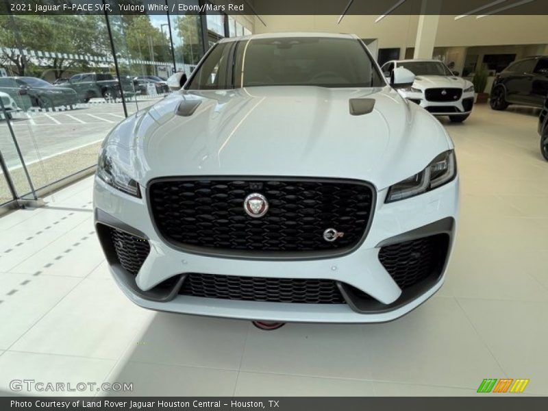 Yulong White / Ebony/Mars Red 2021 Jaguar F-PACE SVR