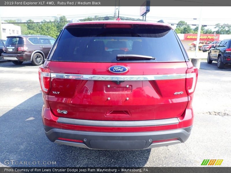 Ruby Red / Medium Black 2019 Ford Explorer XLT 4WD