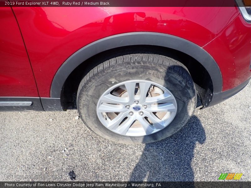 Ruby Red / Medium Black 2019 Ford Explorer XLT 4WD