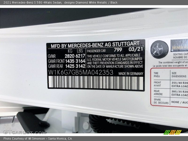 designo Diamond White Metallic / Black 2021 Mercedes-Benz S 580 4Matic Sedan