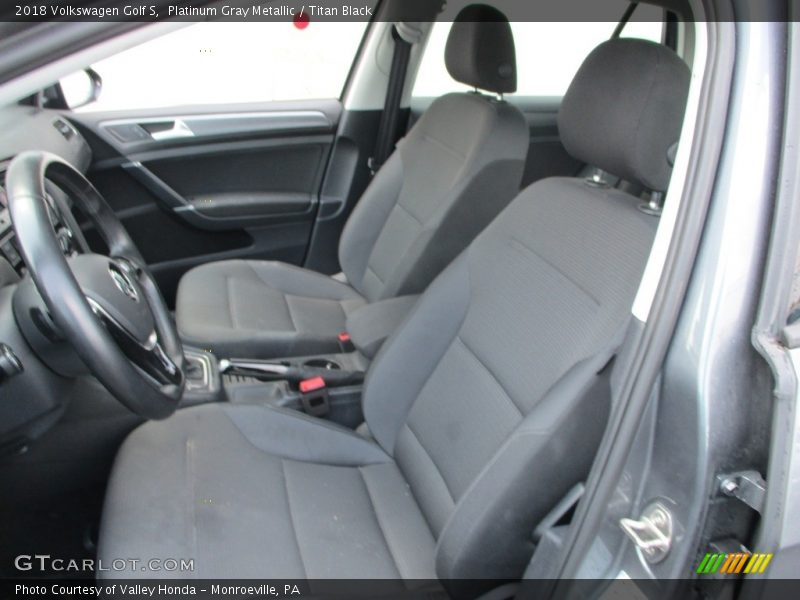 Platinum Gray Metallic / Titan Black 2018 Volkswagen Golf S