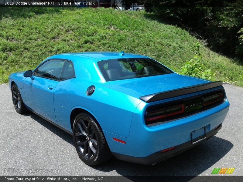 B5 Blue Pearl / Black 2019 Dodge Challenger R/T