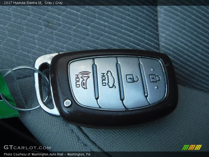 Gray / Gray 2017 Hyundai Elantra SE