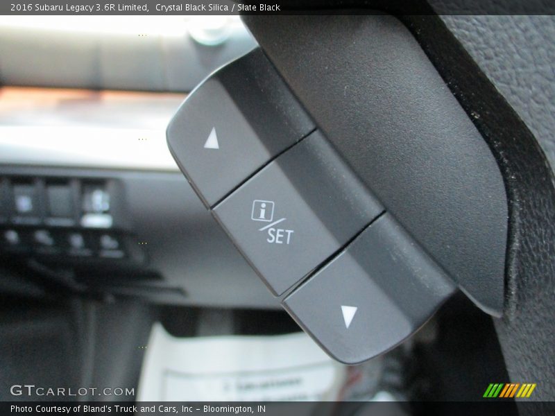 Crystal Black Silica / Slate Black 2016 Subaru Legacy 3.6R Limited