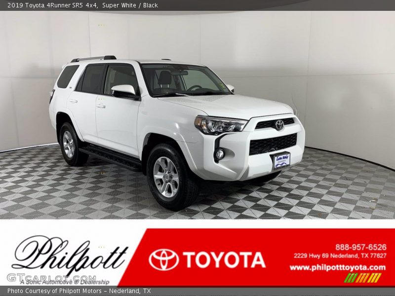 Super White / Black 2019 Toyota 4Runner SR5 4x4