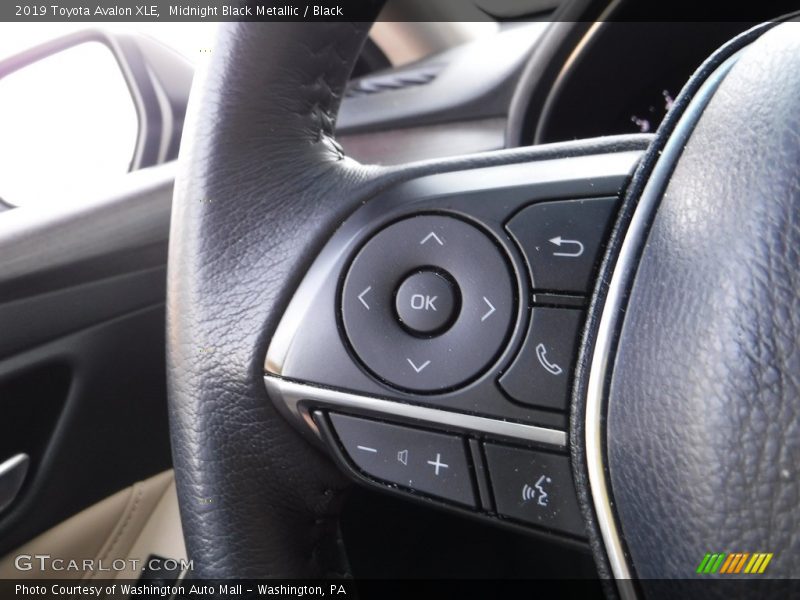 Midnight Black Metallic / Black 2019 Toyota Avalon XLE