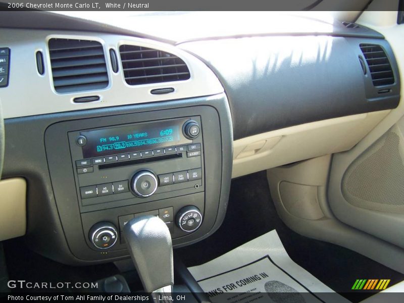 White / Neutral 2006 Chevrolet Monte Carlo LT
