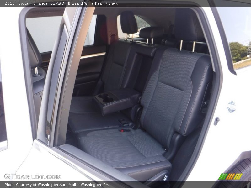 Blizzard White Pearl / Black 2018 Toyota Highlander LE AWD