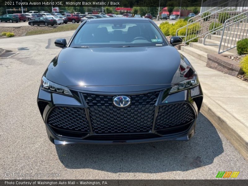 Midnight Black Metallic / Black 2021 Toyota Avalon Hybrid XSE