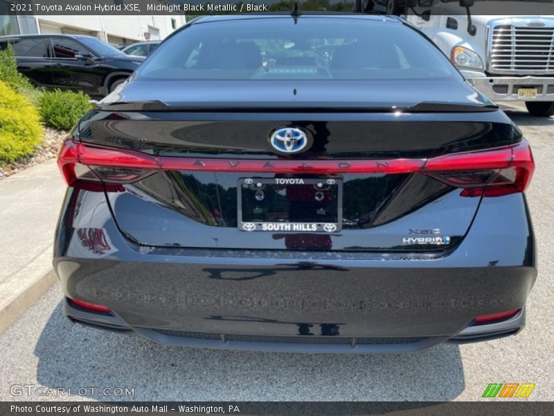 Midnight Black Metallic / Black 2021 Toyota Avalon Hybrid XSE