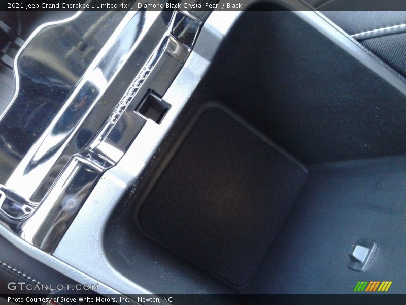 Diamond Black Crystal Pearl / Black 2021 Jeep Grand Cherokee L Limited 4x4