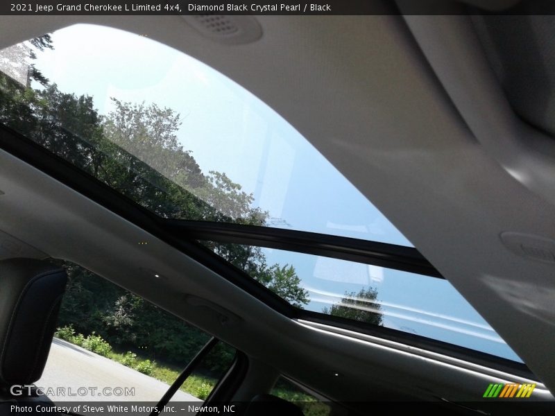 Diamond Black Crystal Pearl / Black 2021 Jeep Grand Cherokee L Limited 4x4