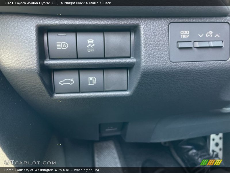 Midnight Black Metallic / Black 2021 Toyota Avalon Hybrid XSE