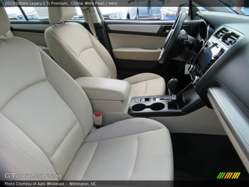 Crystal White Pearl / Ivory 2019 Subaru Legacy 2.5i Premium