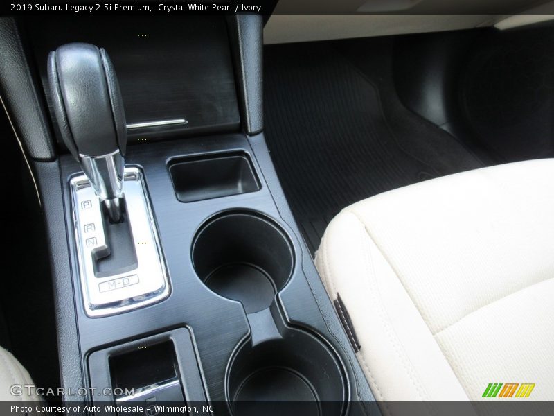Crystal White Pearl / Ivory 2019 Subaru Legacy 2.5i Premium