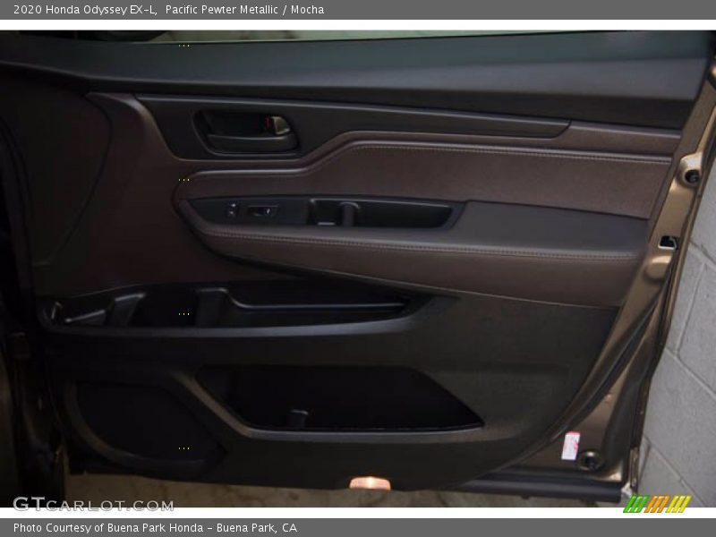 Pacific Pewter Metallic / Mocha 2020 Honda Odyssey EX-L