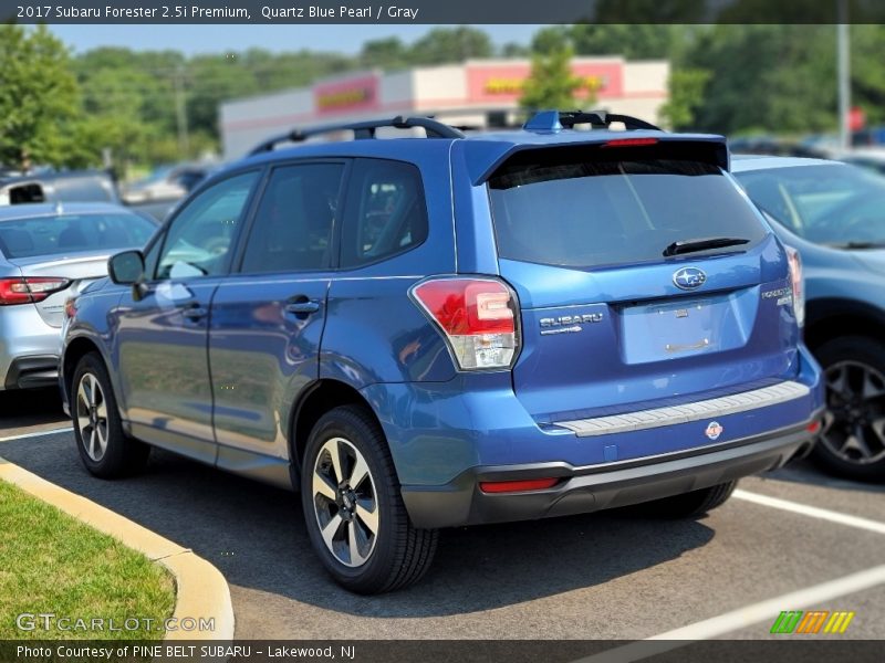 Quartz Blue Pearl / Gray 2017 Subaru Forester 2.5i Premium