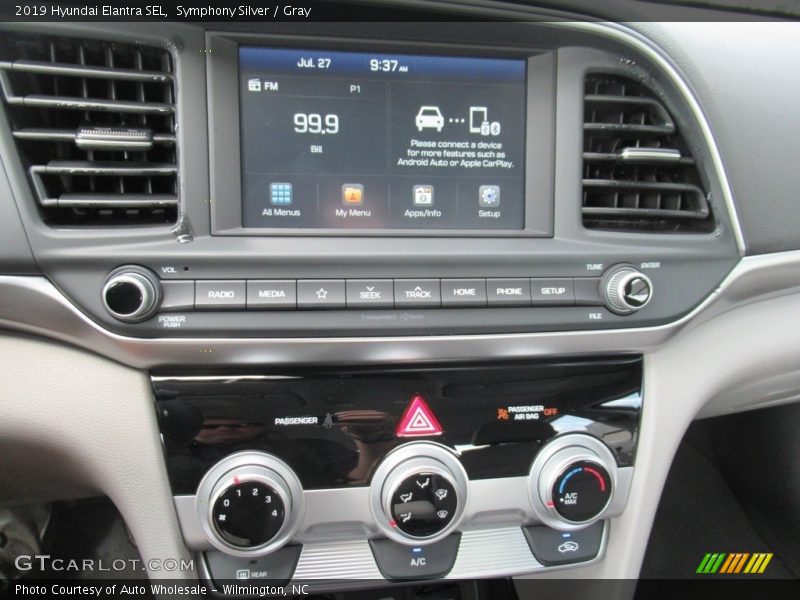 Symphony Silver / Gray 2019 Hyundai Elantra SEL