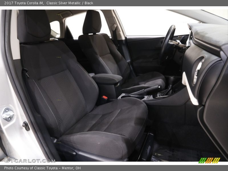 Classic Silver Metallic / Black 2017 Toyota Corolla iM
