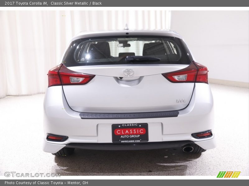 Classic Silver Metallic / Black 2017 Toyota Corolla iM