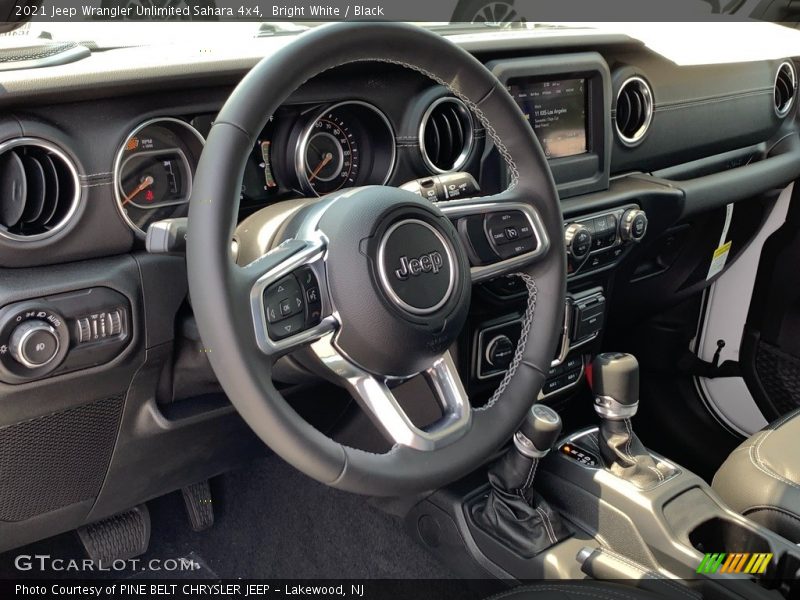 Bright White / Black 2021 Jeep Wrangler Unlimited Sahara 4x4